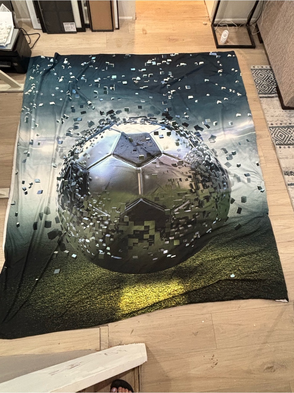 Soccer Ball Graphic Duvet Cover in Black and Green (full/queen)